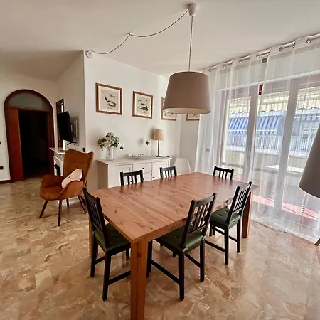 Le Vacanze A Casa Di Marti! Апартаменты *